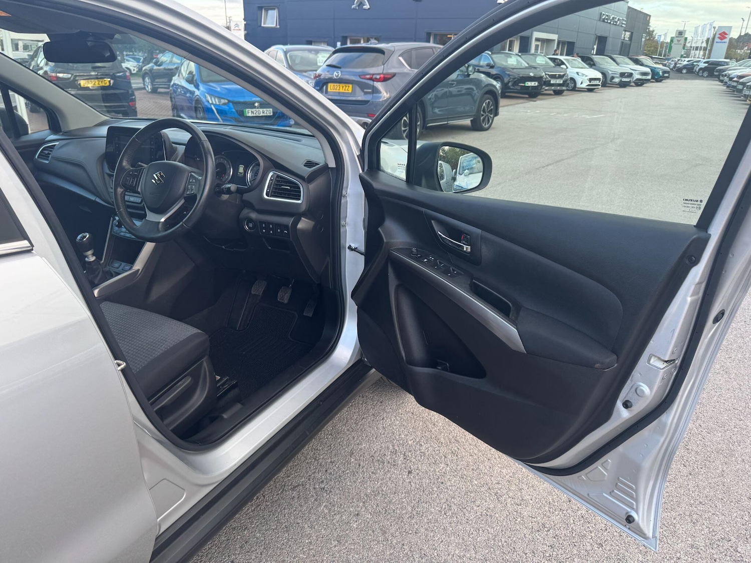 Used Suzuki SX4 S-Cross 2023 for sale - 76398334: Photo 12