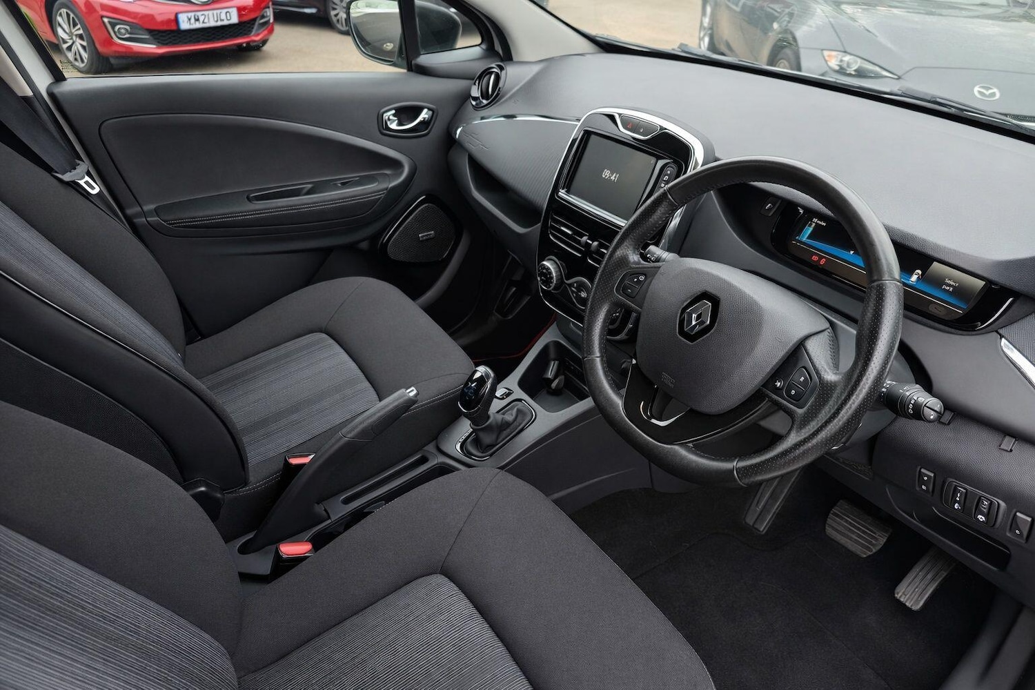 Used Renault Zoe for sale - 77705358: Photo 2