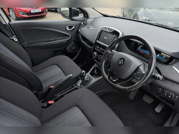 Used Renault Zoe 2019 for sale - 77705358: Photo