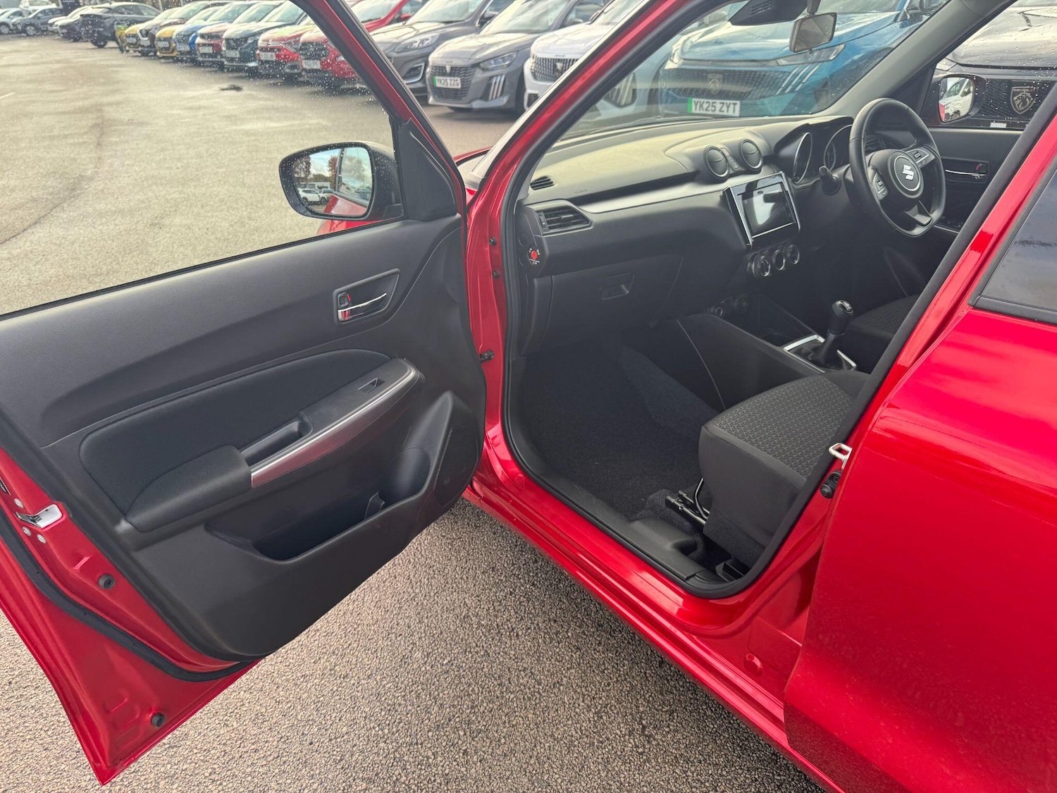 Used Suzuki Swift 2021 for sale - 77057621: Photo 42