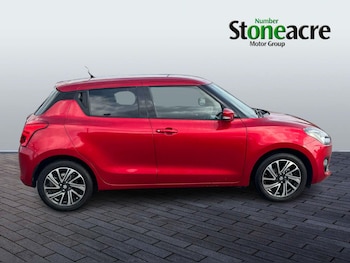Used Suzuki Swift 2021 for sale - 77057621: Photo