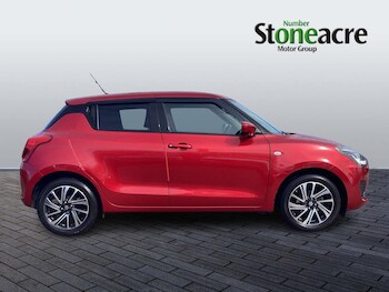 Used Suzuki Swift 2021 for sale - 78127818: Photo