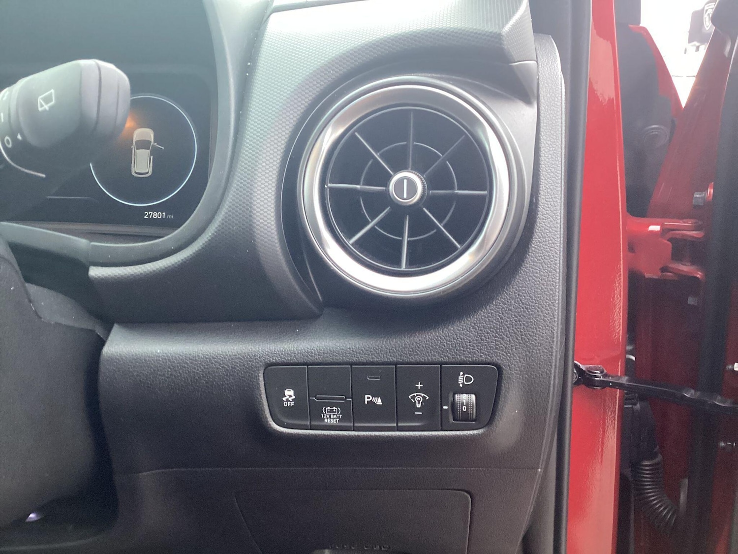 Used Hyundai KONA 2023 for sale - 77101849: Photo 15