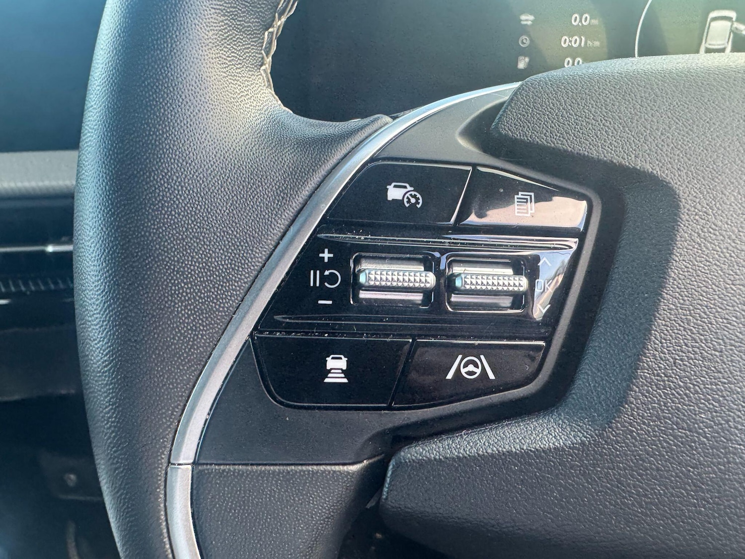 Used Kia EV6 2024 for sale - 76360329: Photo 10