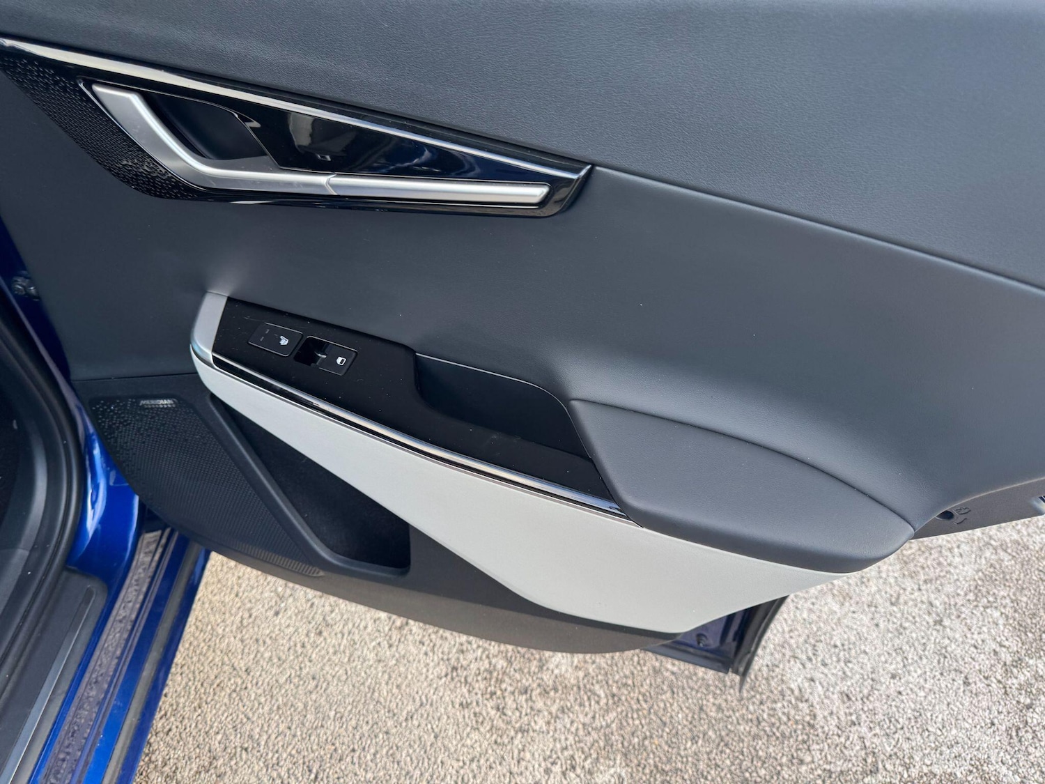 Used Kia EV6 2024 for sale - 76360329: Photo 13