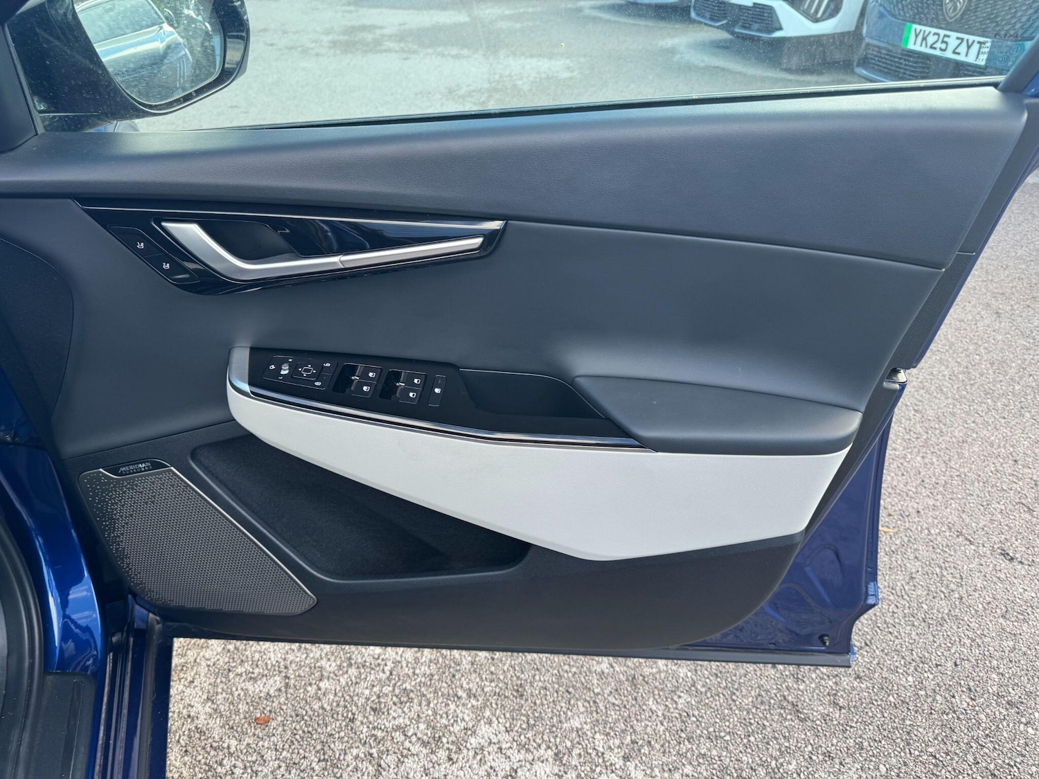 Used Kia EV6 2024 for sale - 76360329: Photo 17