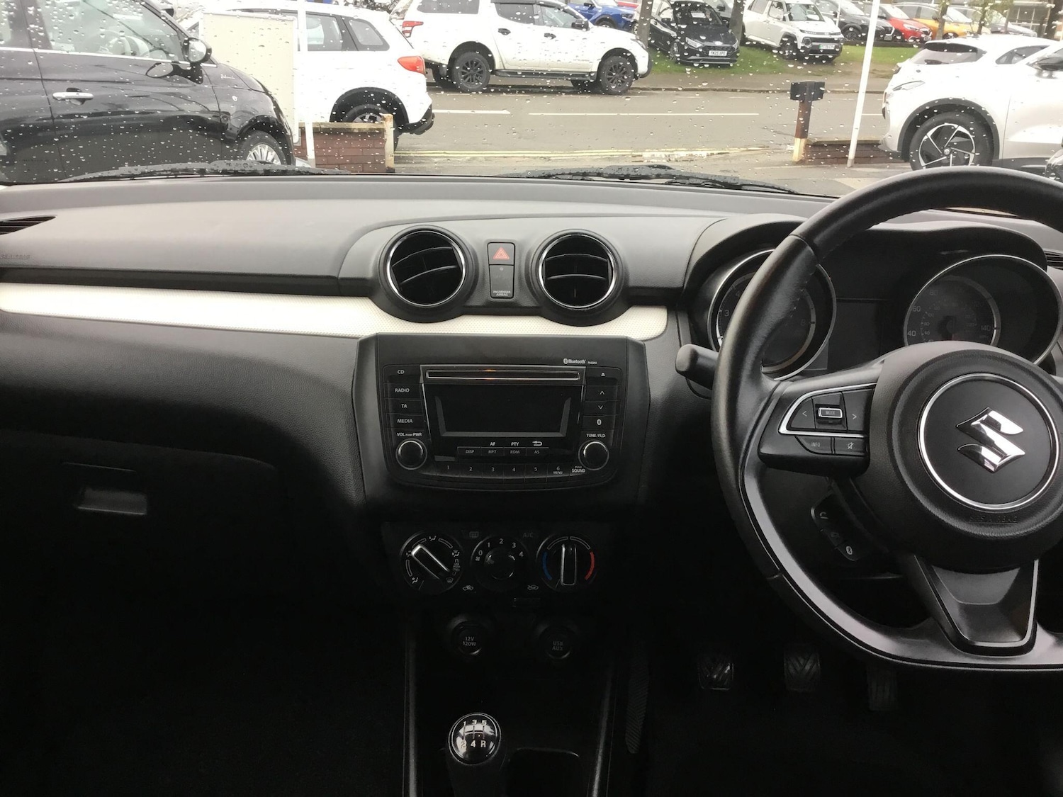 Used Suzuki Swift 2019 for sale - 76753102: Photo 16