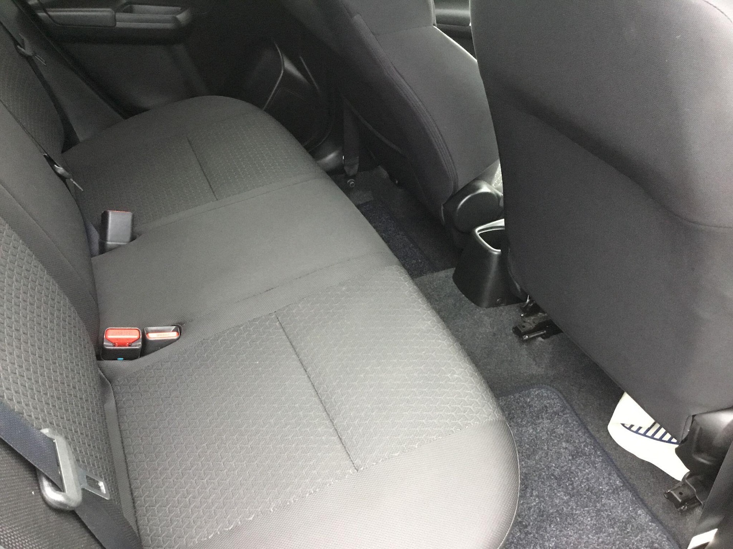 Used Suzuki Swift 2019 for sale - 76753102: Photo 17