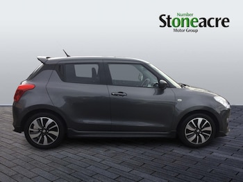 Used Suzuki Swift 2019 for sale - 76753102: Photo