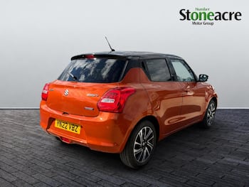 Used Suzuki Swift 2022 for sale - 79820727: Photo
