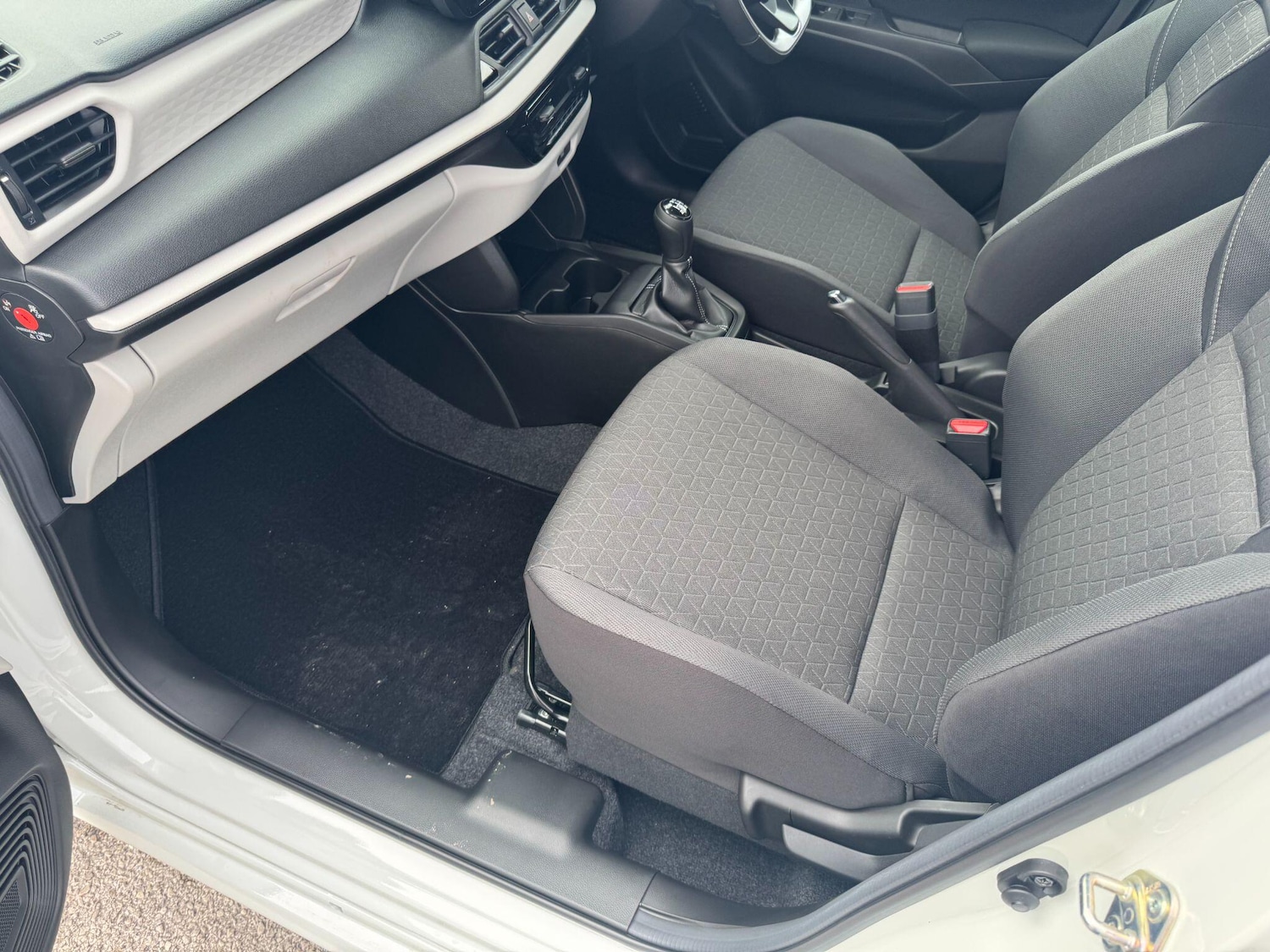 Used Suzuki Swift 2025 for sale - 76336793: Photo 43