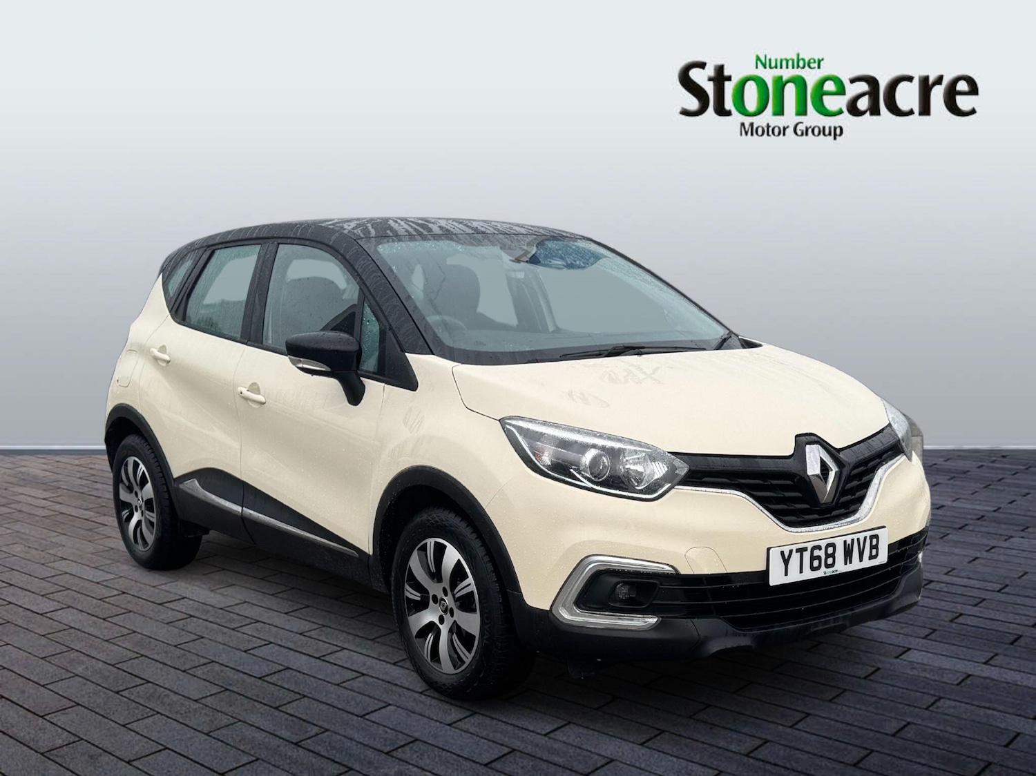 Used Renault Captur 2018 for sale - 76688605: Photo 1