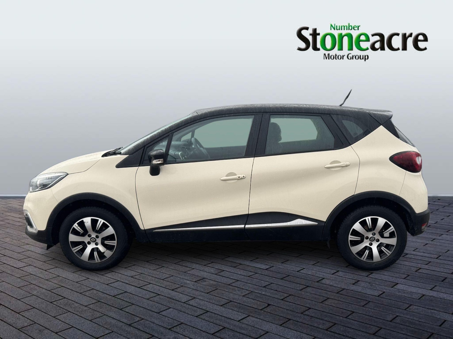 Used Renault Captur 2018 for sale - 76688605: Photo 6