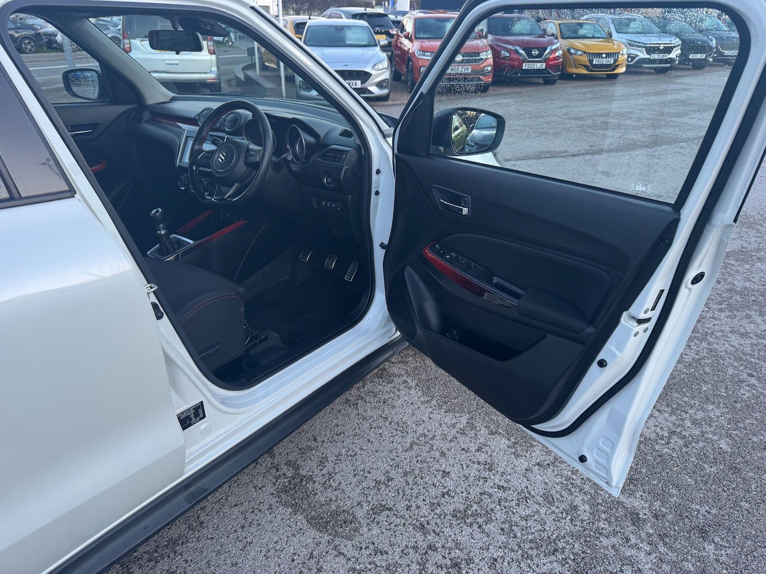 Used Suzuki Swift 2021 for sale - 77143741: Photo 12