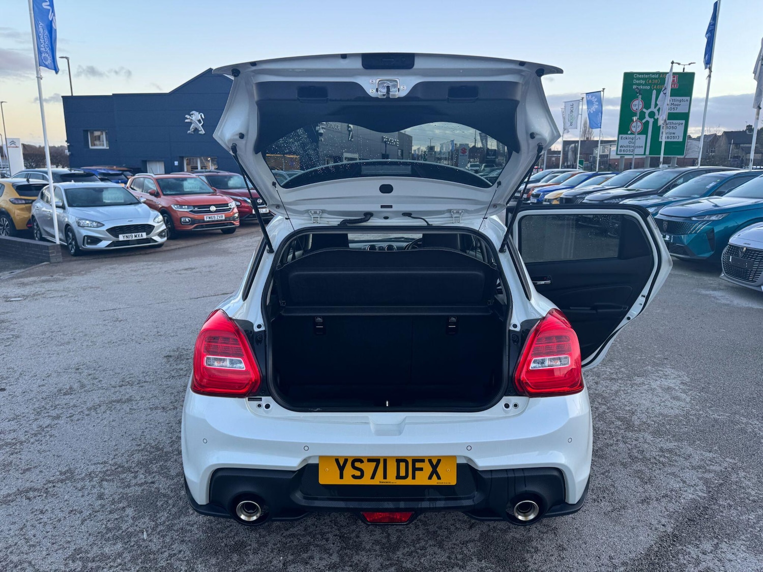 Used Suzuki Swift 2021 for sale - 77143741: Photo 38