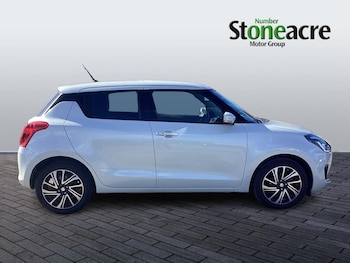 Used Suzuki Swift 2023 for sale - 78539367: Photo