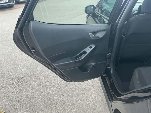 Used Ford Fiesta 2022 for sale - 76240137: Photo 35