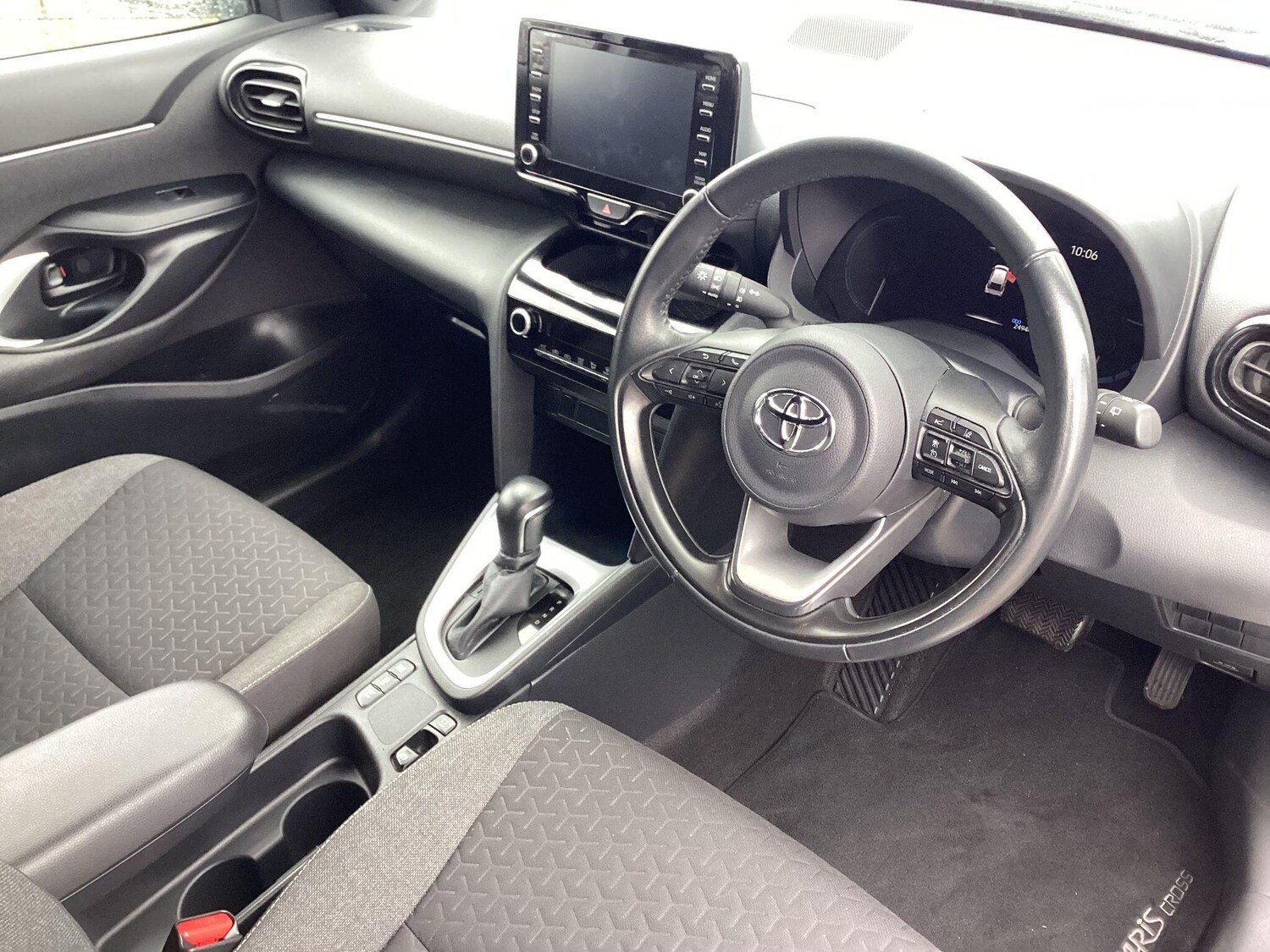 Used Toyota Yaris Cross 2023 for sale - 77573805: Photo 15