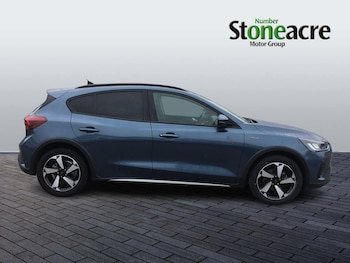 Used Ford Focus 2023 for sale - 76294918: Photo
