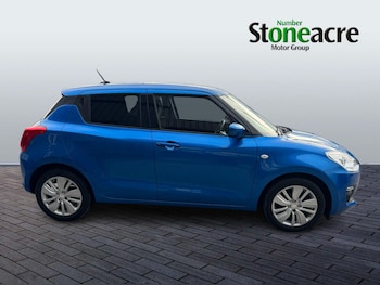 Used Suzuki Swift 2018 for sale - 76446633: Photo