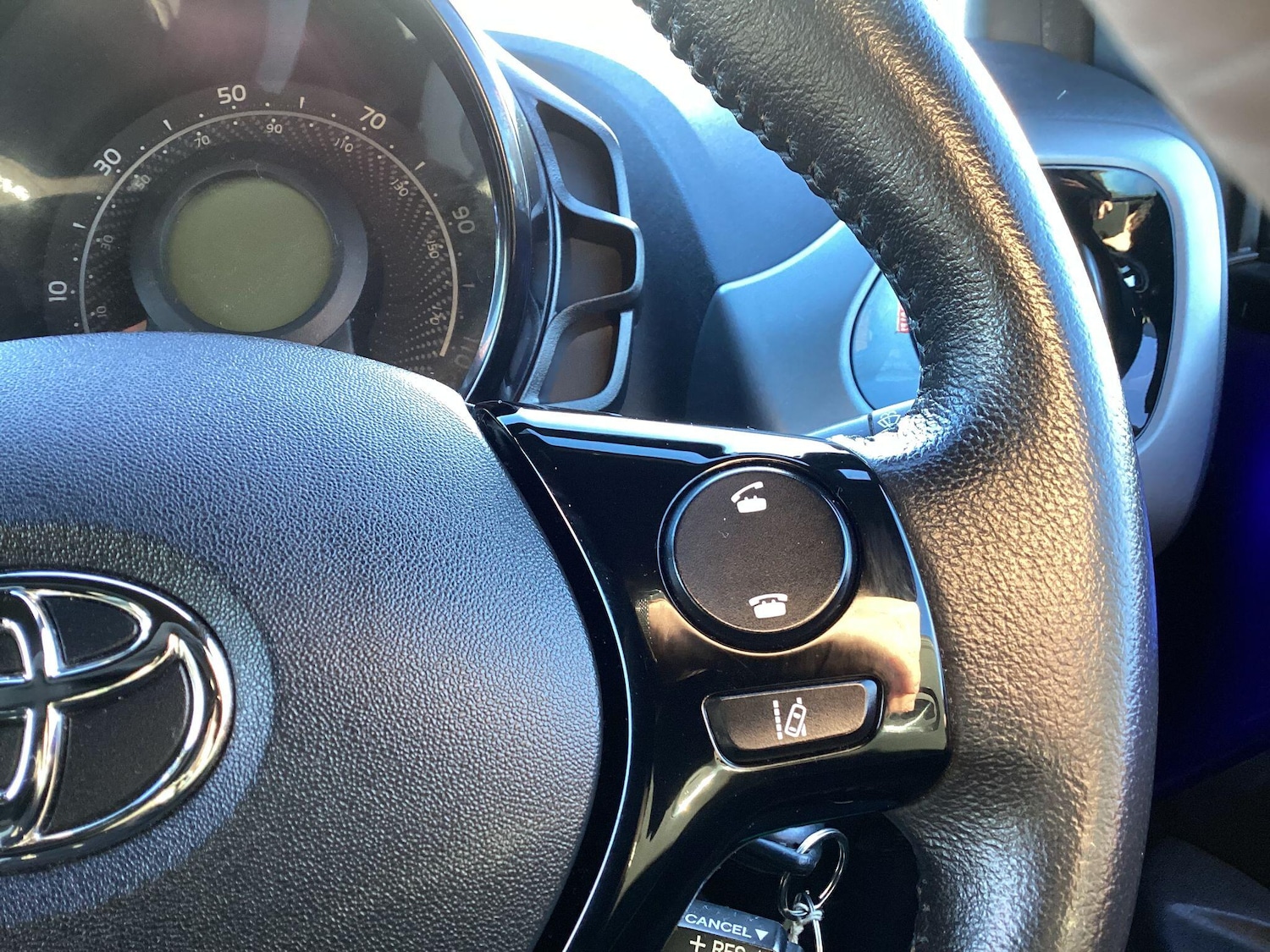 Used Toyota AYGO 2021 for sale - 77215101: Photo 14