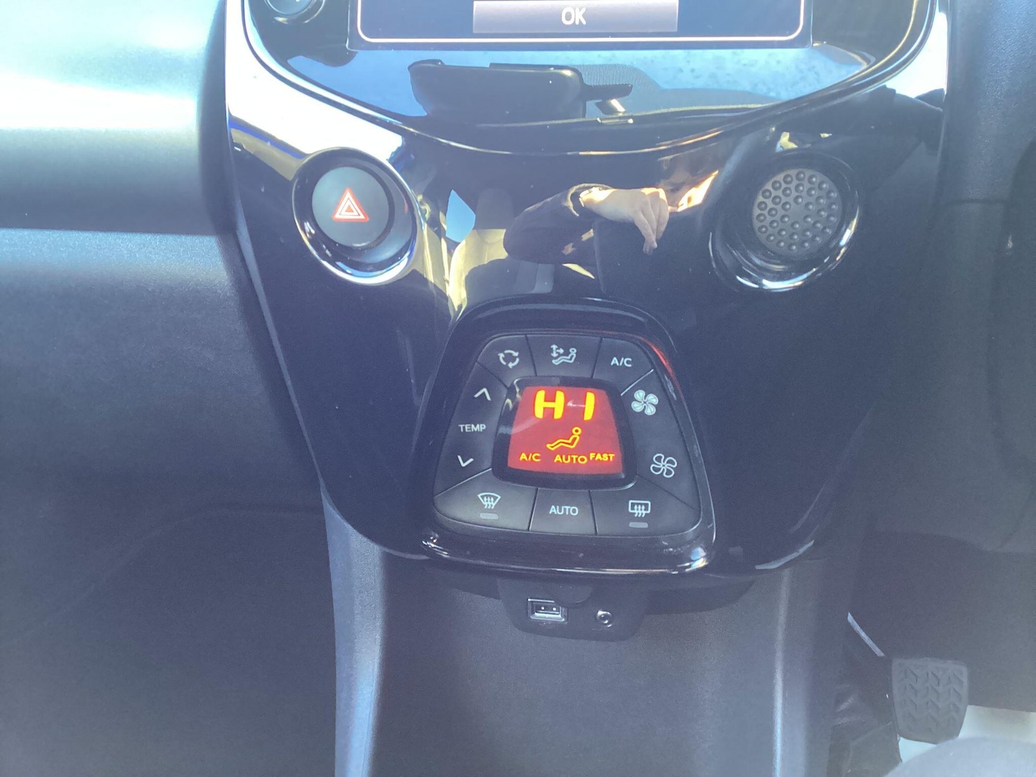 Used Toyota AYGO 2021 for sale - 77215101: Photo 16