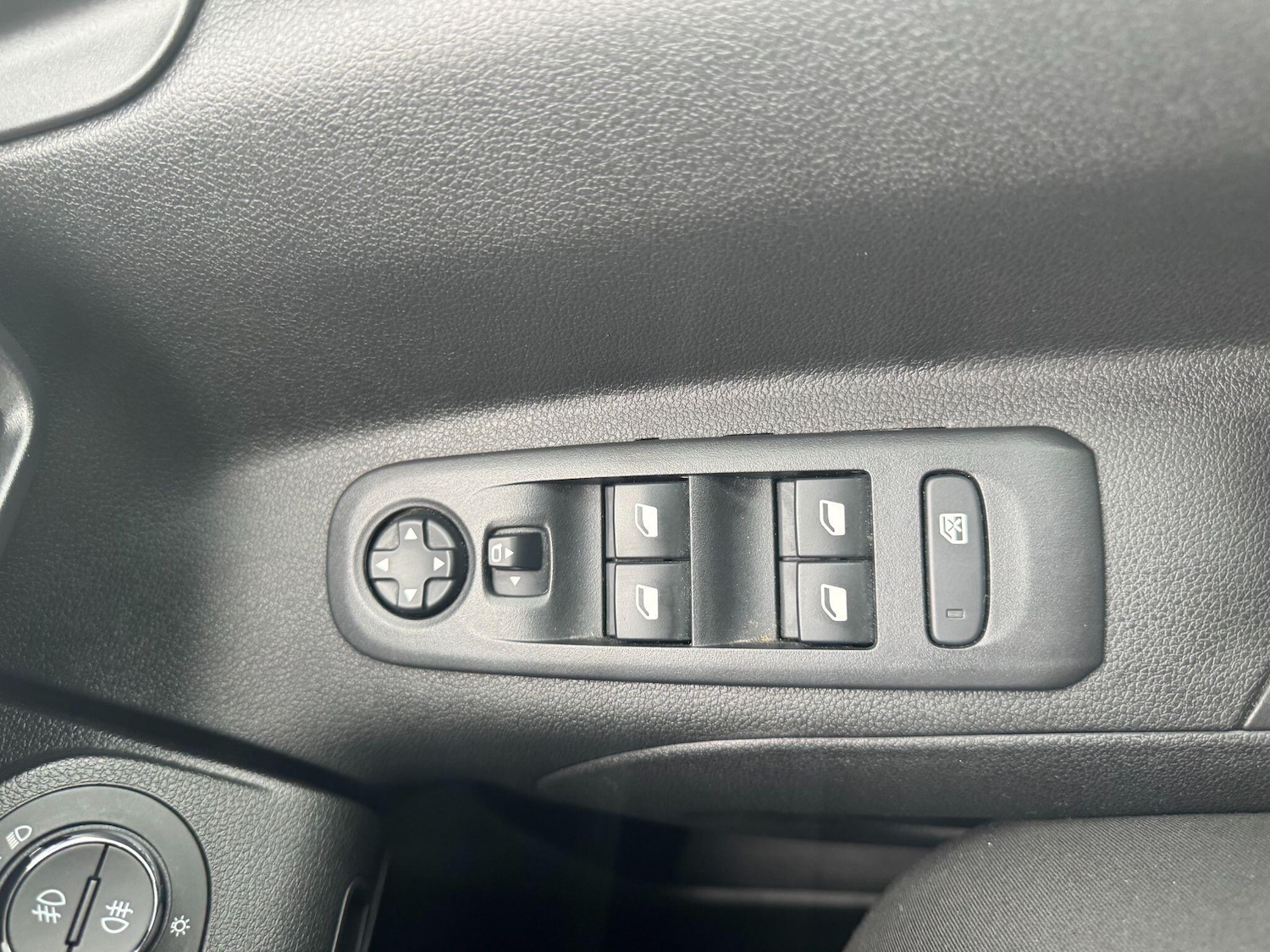 Used Vauxhall Combo Life for sale - 76727935: Photo 30