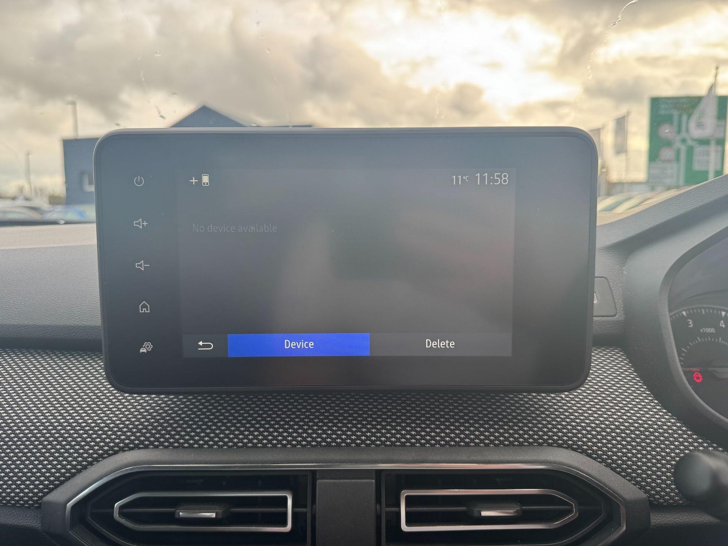 Used Dacia Sandero 2023 for sale - 76389158: Photo 22