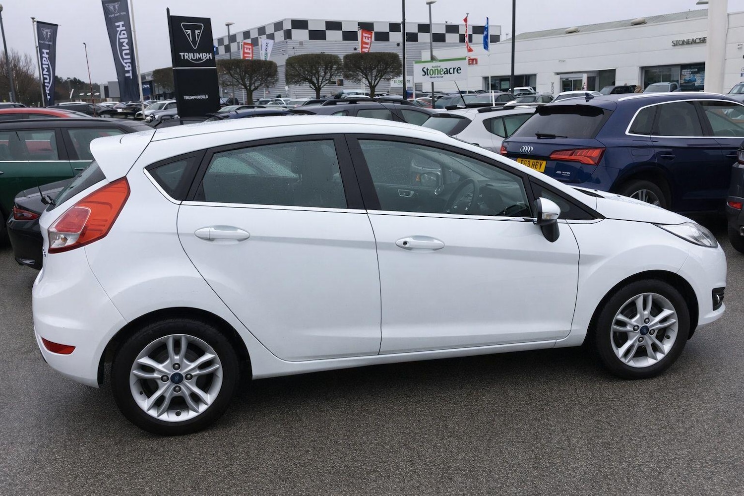 Used Ford Fiesta for sale - 77633176: Photo 2