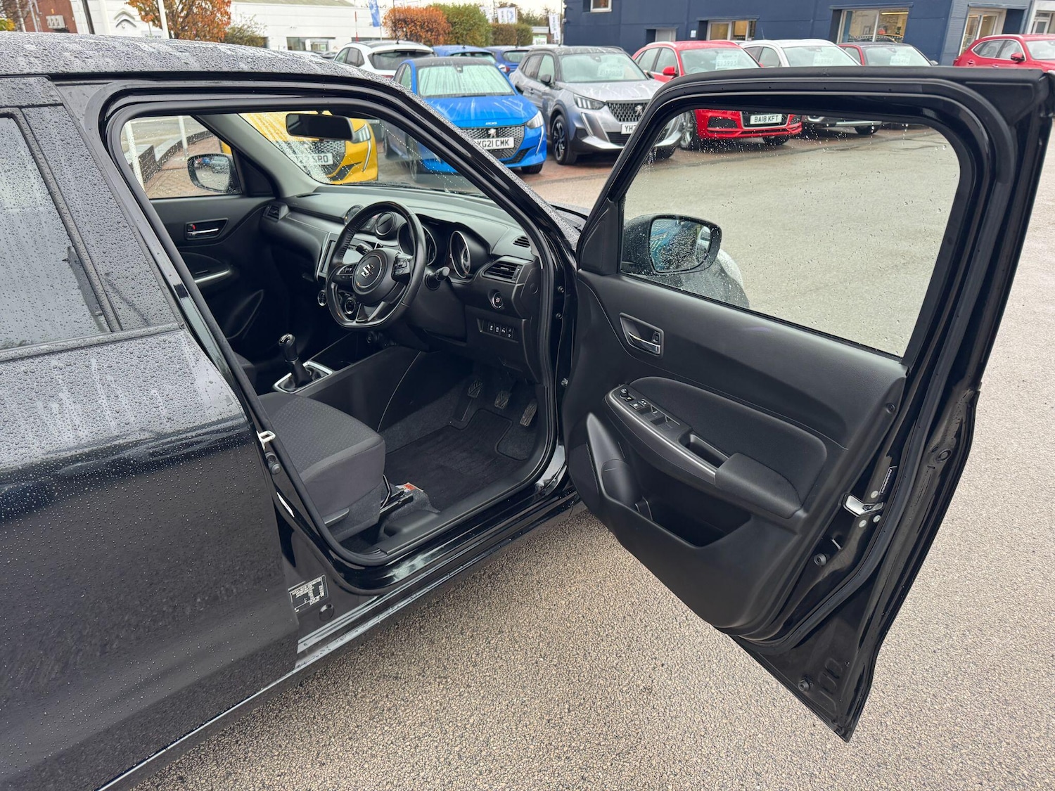 Used Suzuki Swift 2021 for sale - 76667273: Photo 11