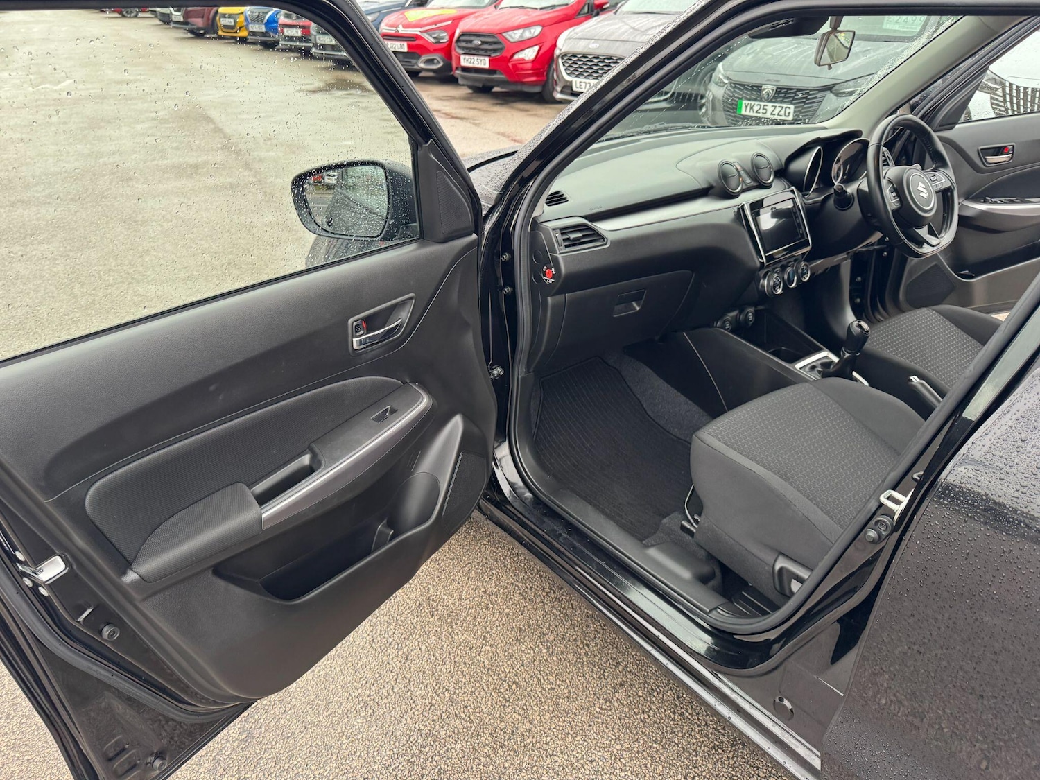 Used Suzuki Swift 2021 for sale - 76667273: Photo 46