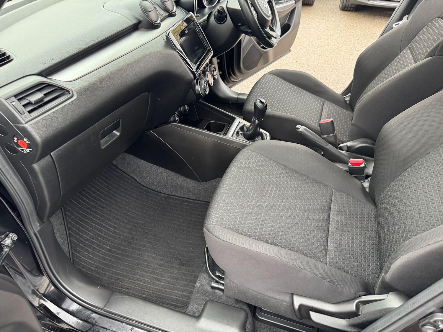 Used Suzuki Swift 2021 for sale - 76667273: Photo 48