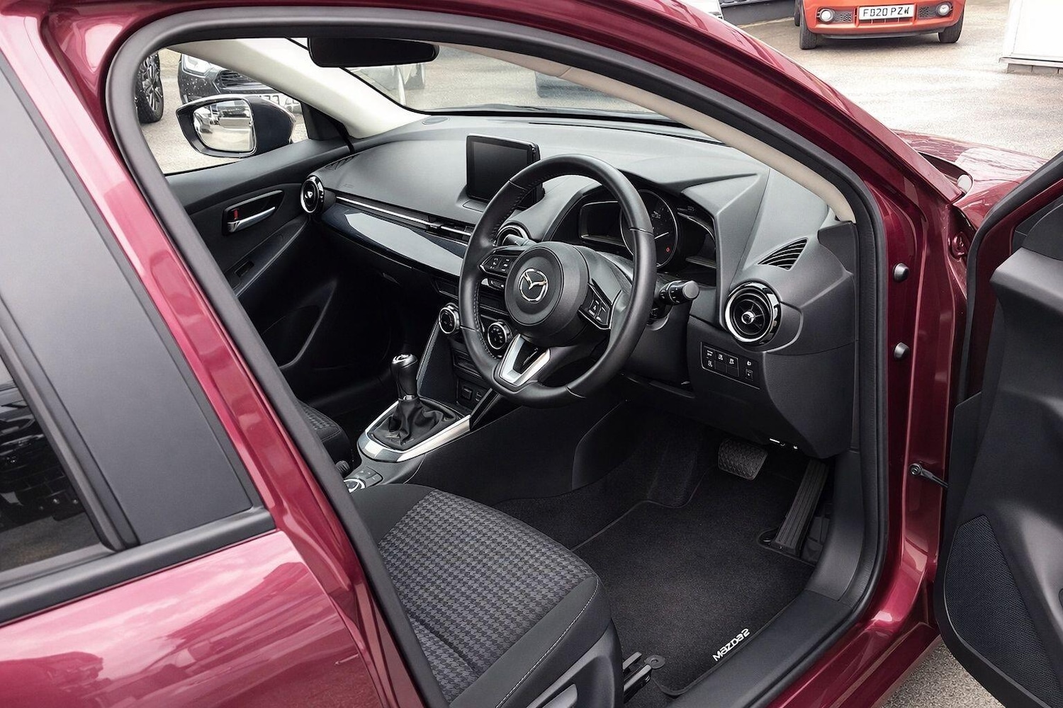 Used Mazda Mazda2 2018 for sale - 77704627: Photo 3