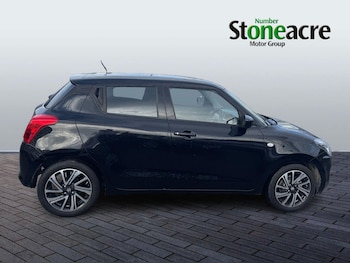 Used Suzuki Swift 2023 for sale - 76771961: Photo