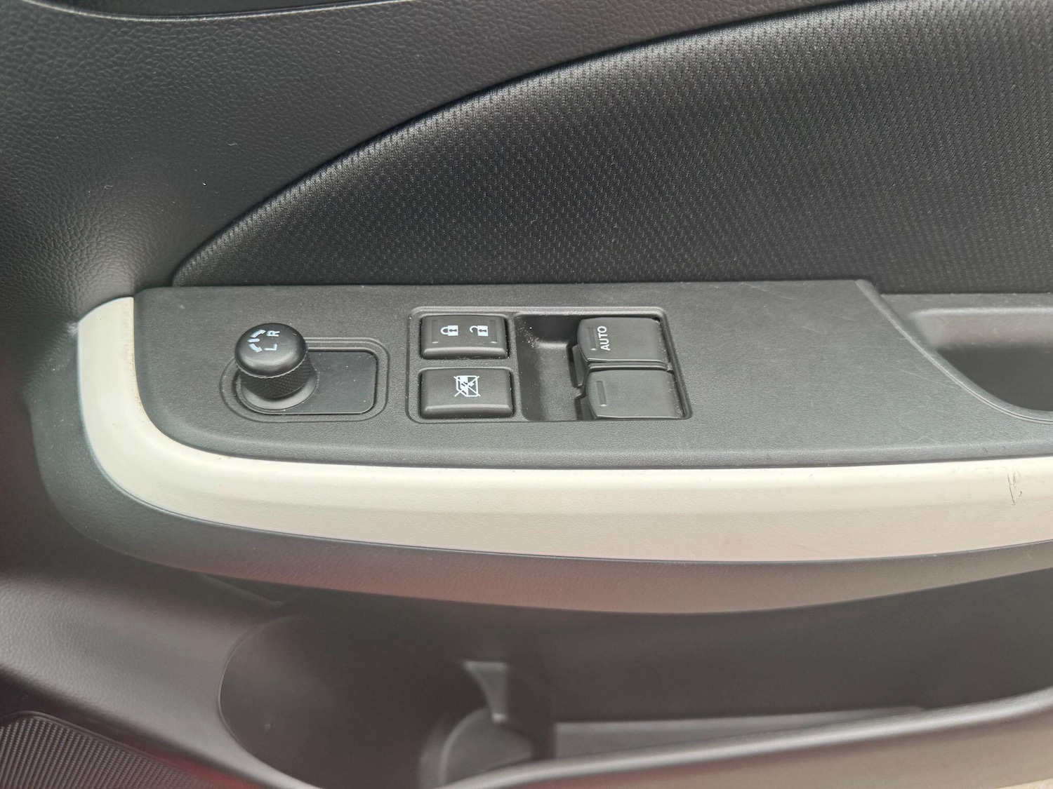 Used Suzuki Swift 2023 for sale - 76398016: Photo 29