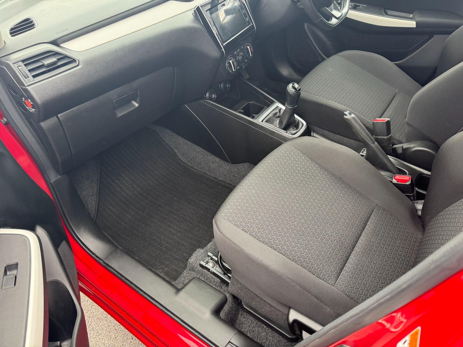 Used Suzuki Swift 2023 for sale - 76398016: Photo 42