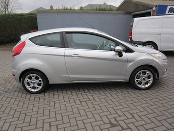 Used Ford Fiesta 2012 for sale - 74010514: Photo