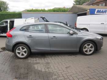 Used Volvo V40 2015 for sale - 75074076: Photo