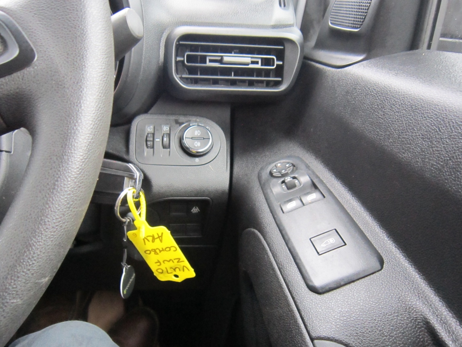 Used Vauxhall Combo 2021 for sale - 77247643: Photo 22