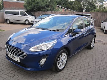 Used Ford Fiesta 2017 for sale - 79596039: Photo