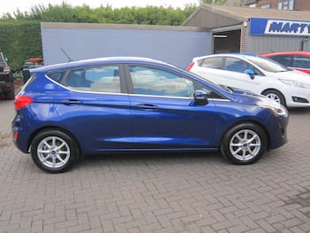 Used Ford Fiesta 2017 for sale - 79596039: Photo