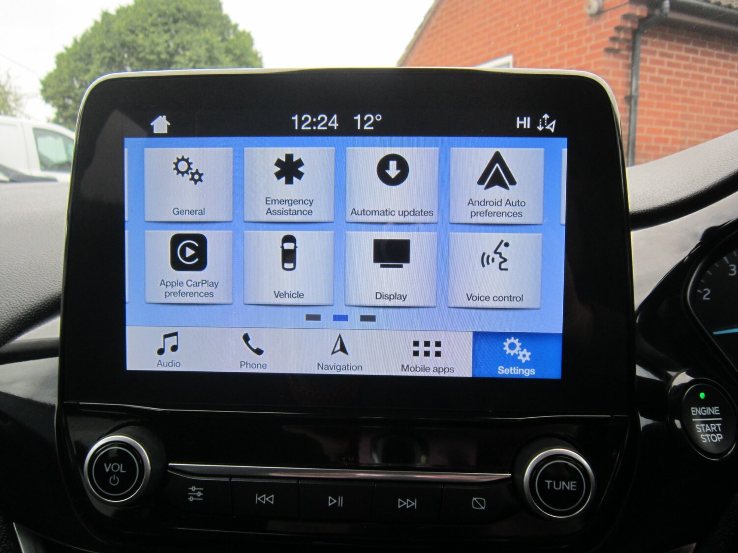 Vehicle 28