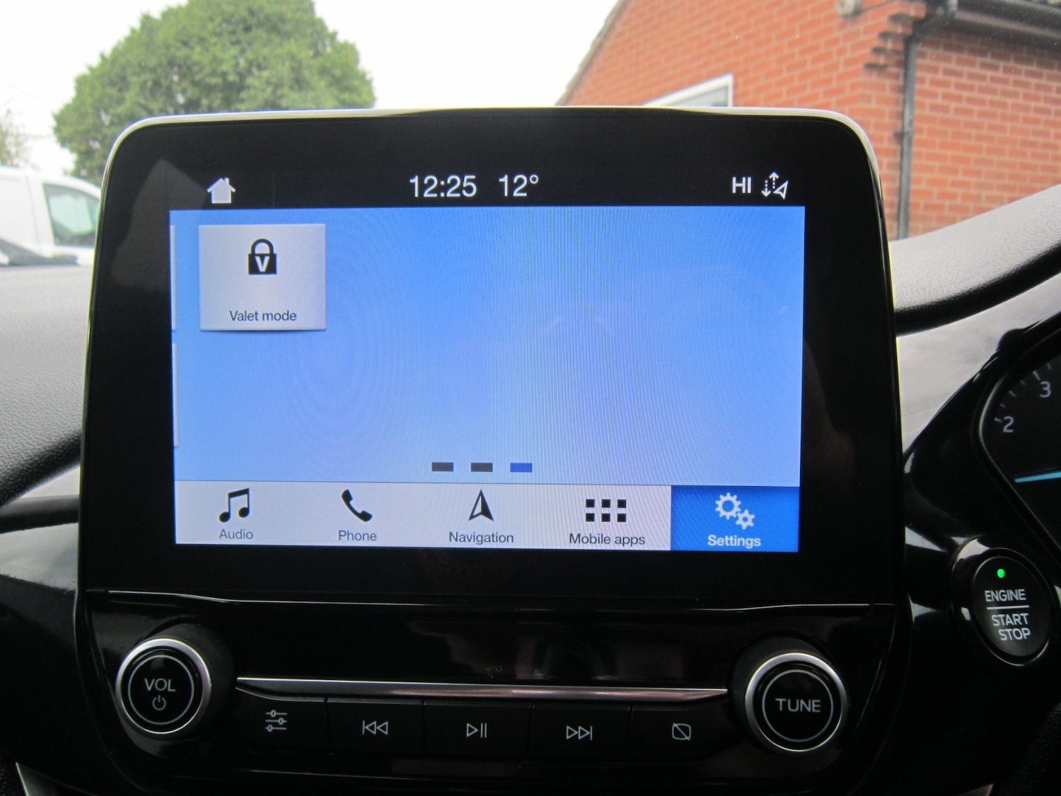Vehicle 29