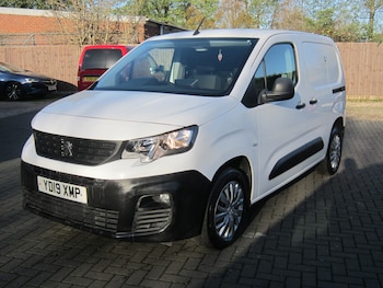 Used Peugeot Partner 2019 for sale - 76626030: Photo