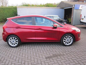Used Ford Fiesta 2019 for sale - 77435208: Photo