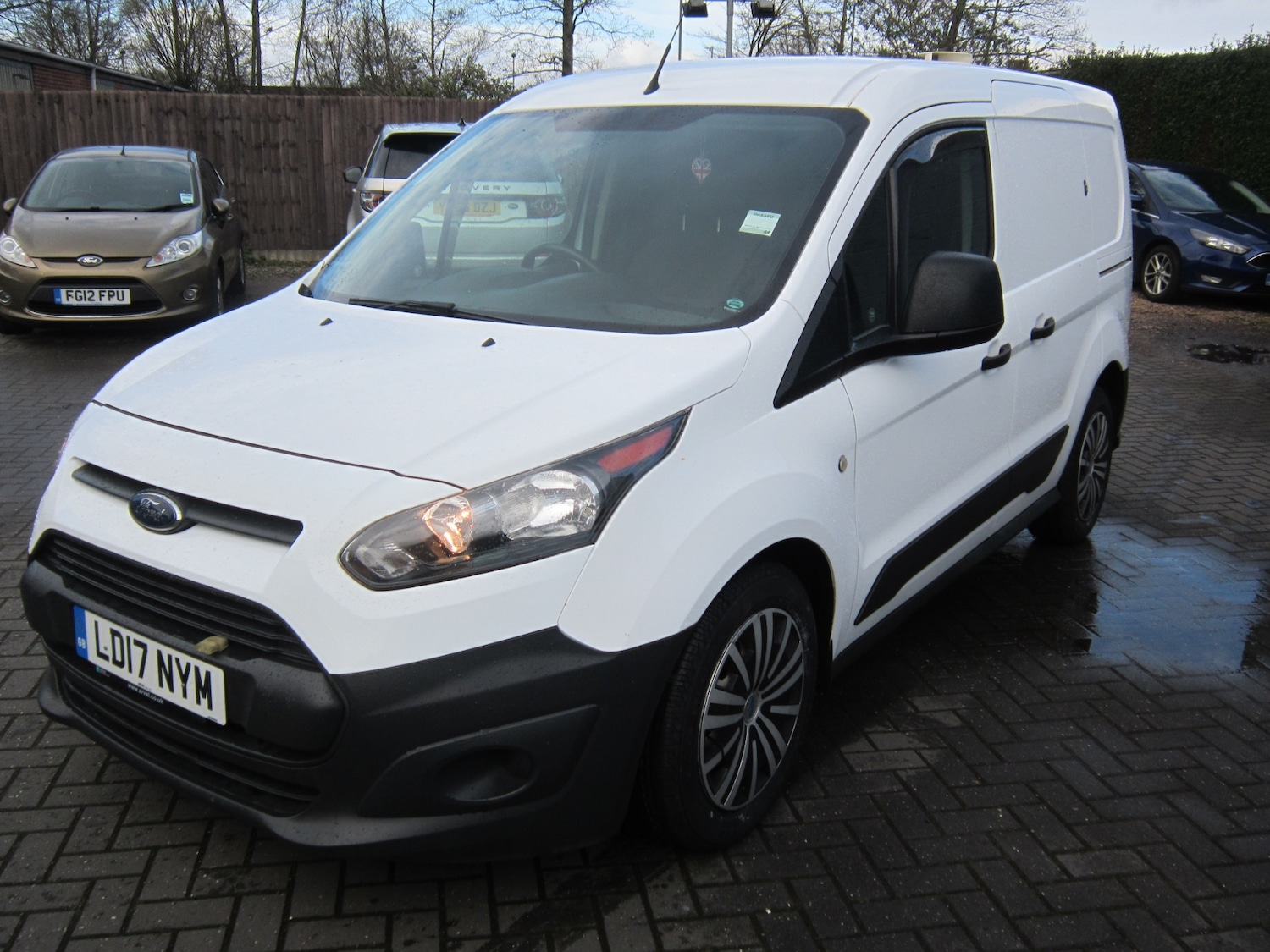 Used Ford Transit Connect 2017 for sale - 78014617: Photo 3