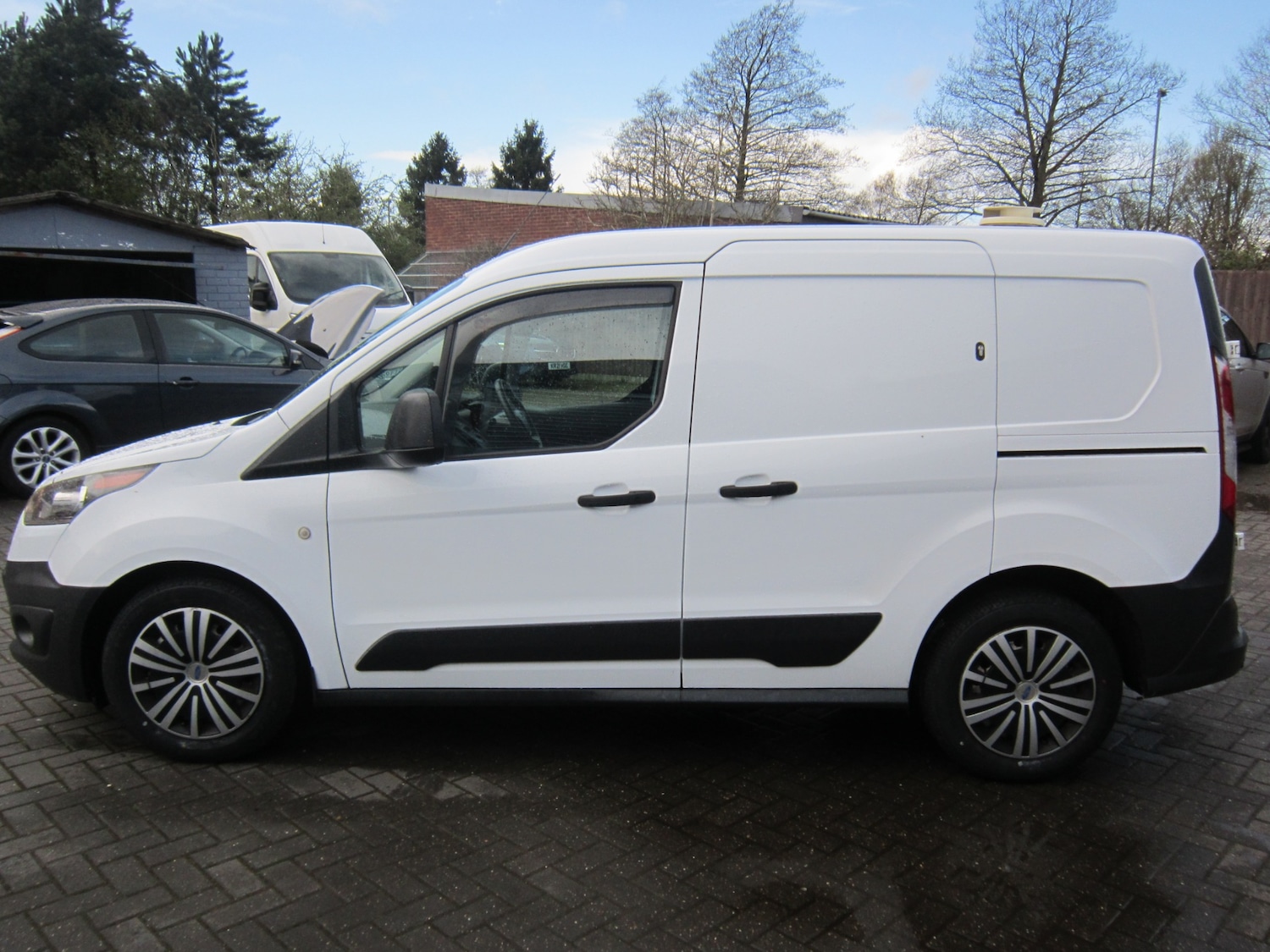 Used Ford Transit Connect 2017 for sale - 78014617: Photo 8