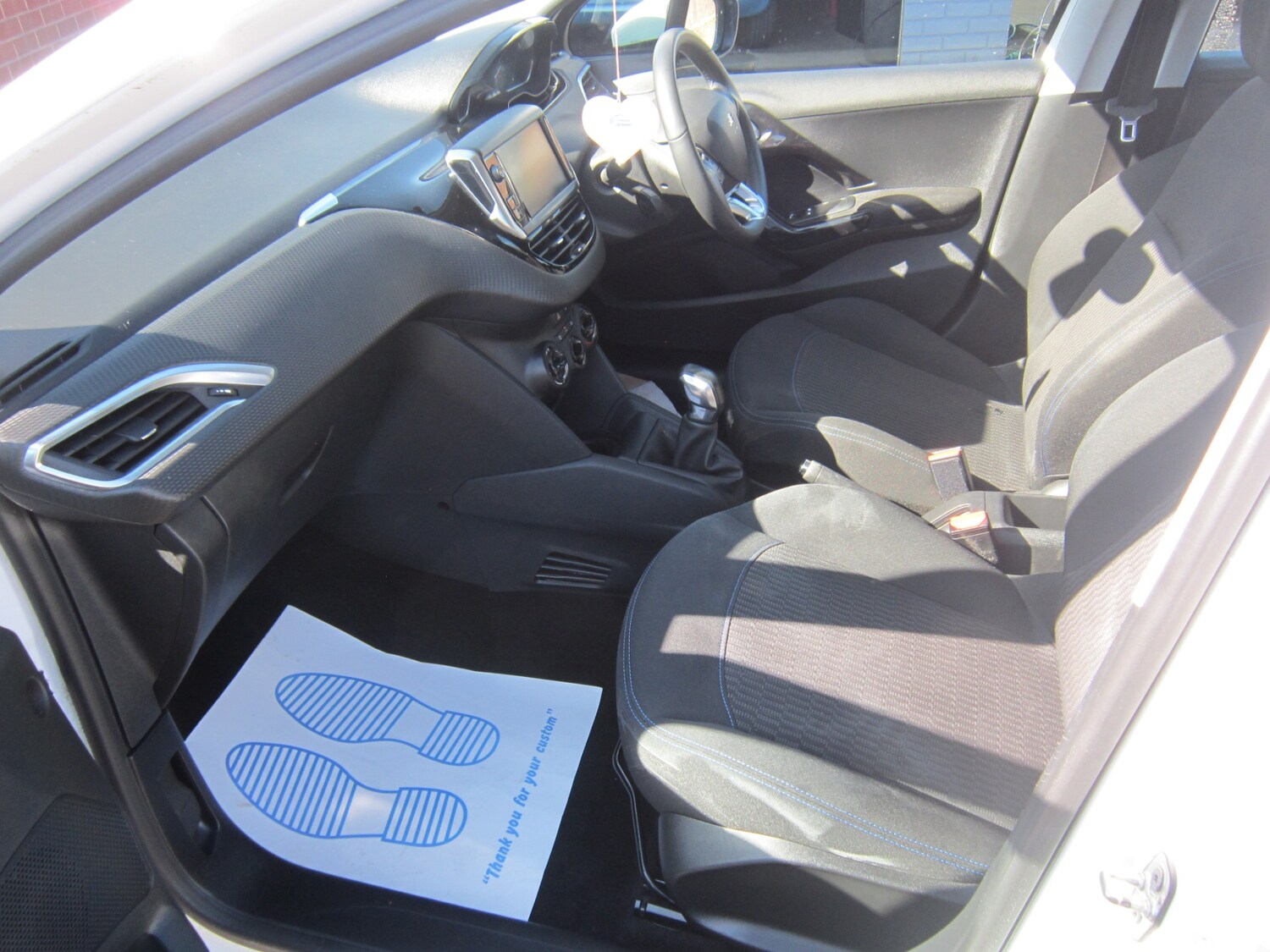 Used Peugeot 208 2018 for sale - 77932327: Photo 17