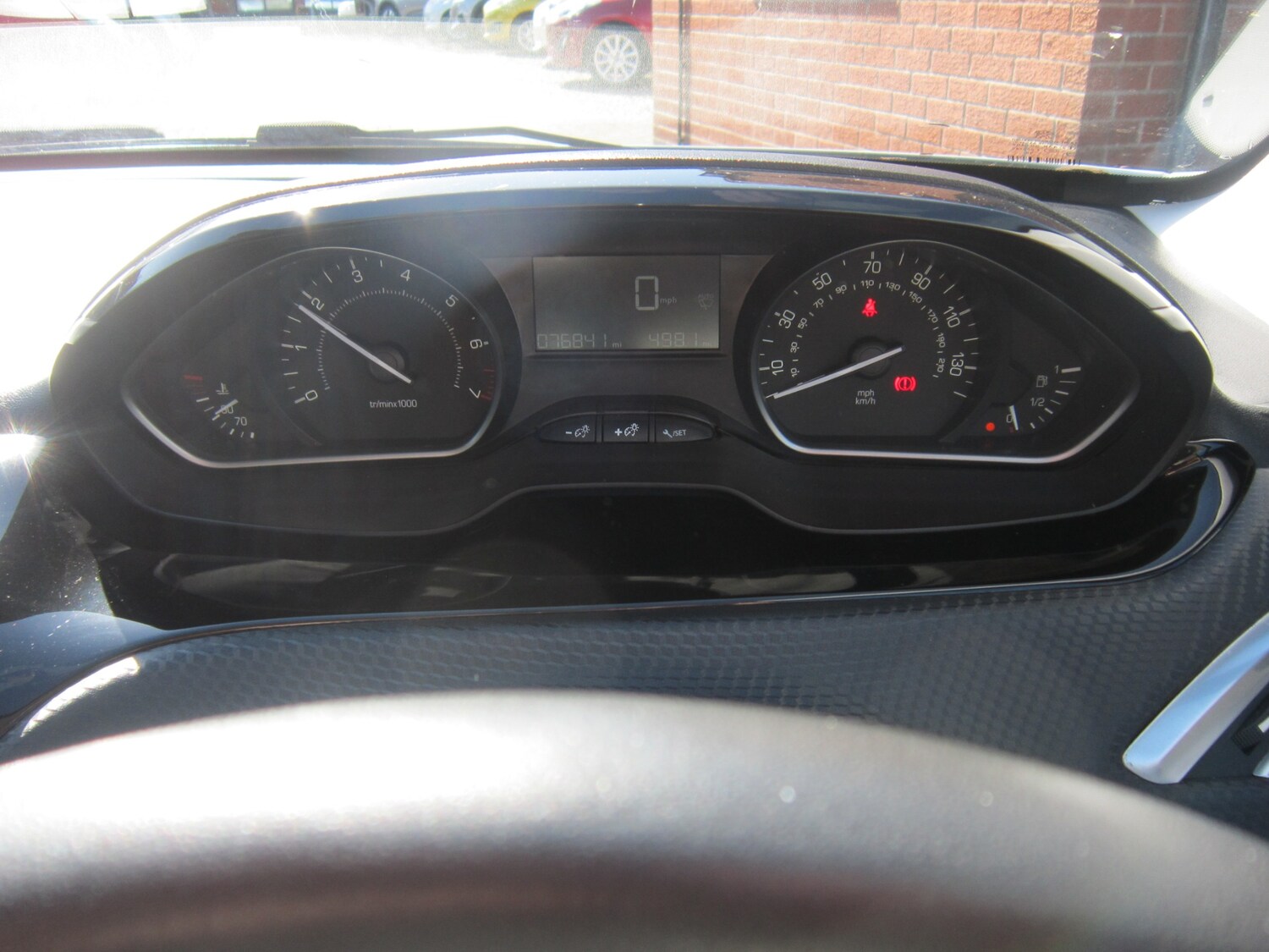 Used Peugeot 208 2018 for sale - 77932327: Photo 18