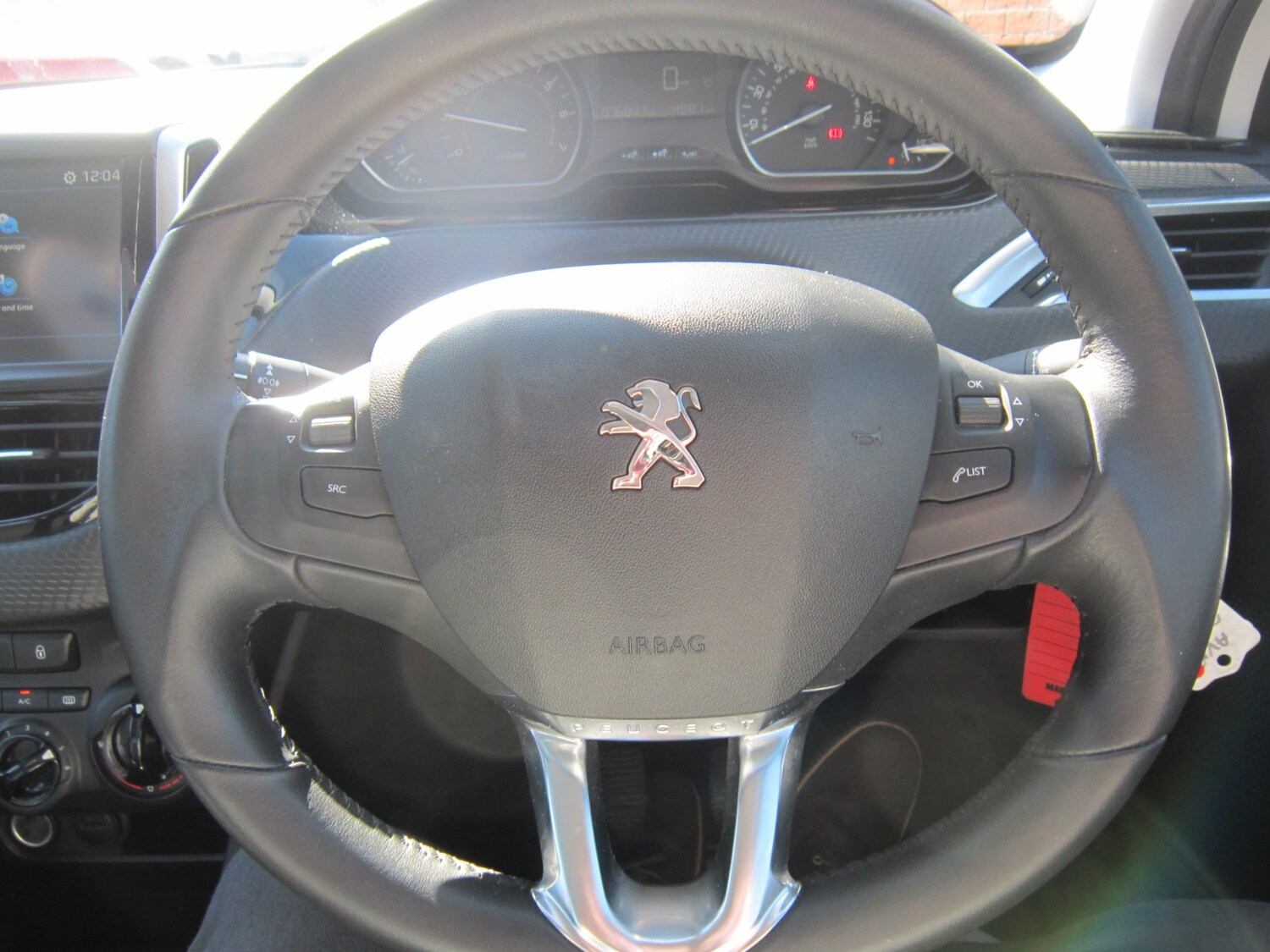 Used Peugeot 208 2018 for sale - 77932327: Photo 19